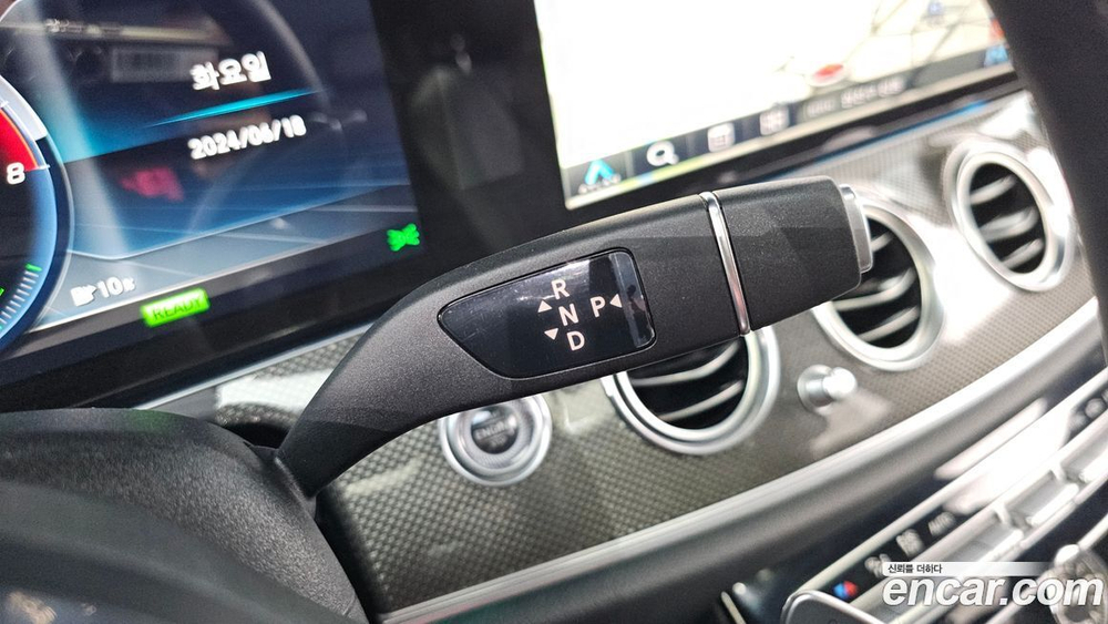 Mercedes-Benz E-Class W213 E350 4MATIC AMG Line (09.2019)