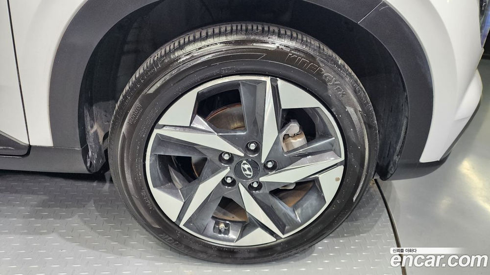 Hyundai Venue 1.6 Modern Plus (11.2021)
