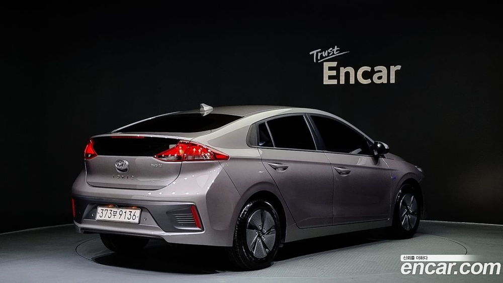 Hyundai The New Ionic Hybrid 1.6 HEV (09.2019)