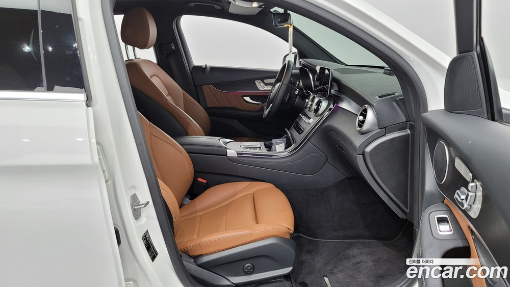 Mercedes-Benz GLC-Class X253 GLC300e 4MATIC Coupe (12.2020)