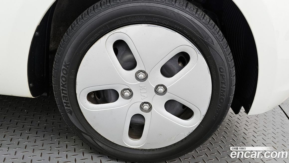 Kia The New Ray Standard (05.2020)