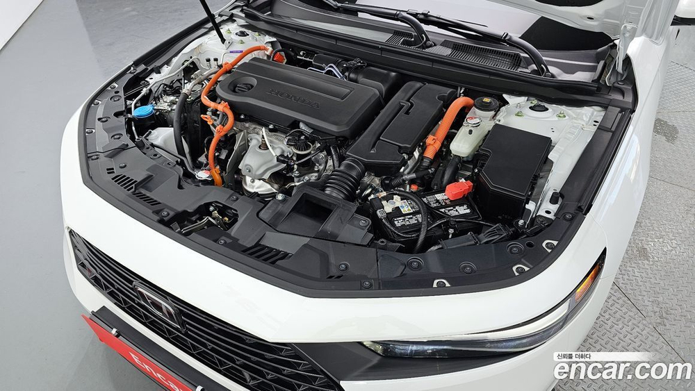 Honda Accord 11 Generation 2.0 Hybrid Touring (12.2023)