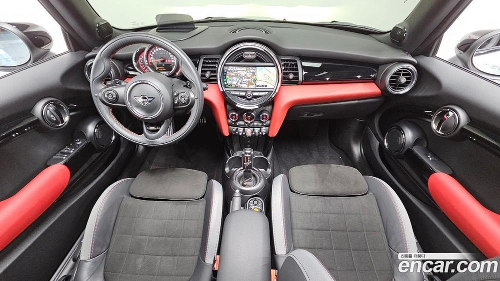Mini Cooper S Convertible JCW (09.2020)