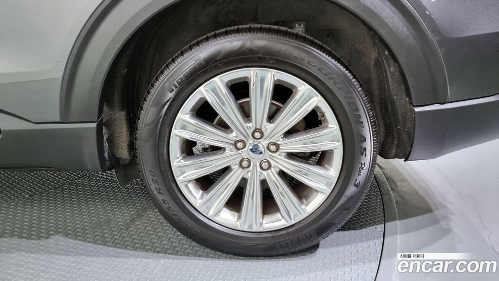 Ford Explorer 6 Generation 2.3 Limited 4WD (03.2020)
