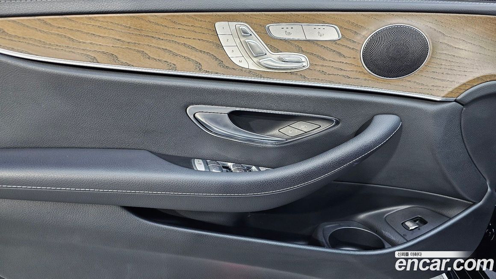 Mercedes-Benz E-Class W213 E250 Exclusive (03.2021)