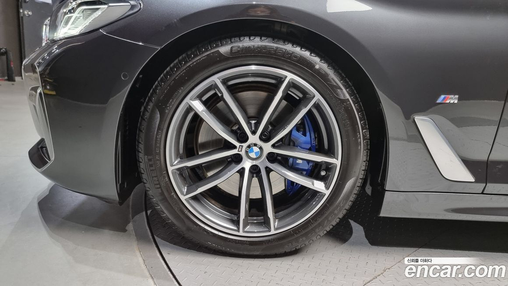 BMW 5 Series (G30) 520i M Sports (10.2022)