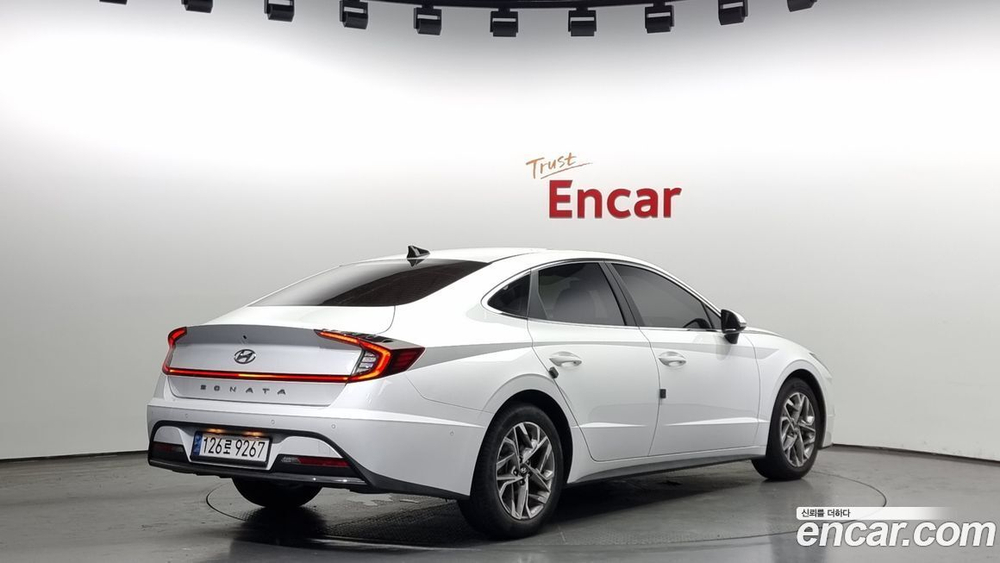 Hyundai Sonata (DN8) 2.0 (03.2021)
