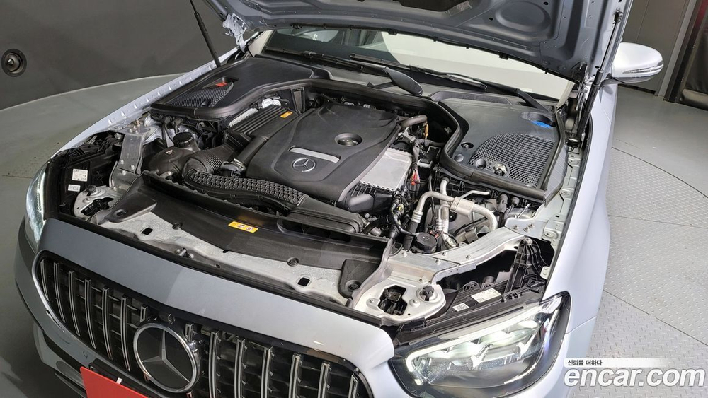 Mercedes-Benz E-Class W213 E250 Avangarde (06.2021)