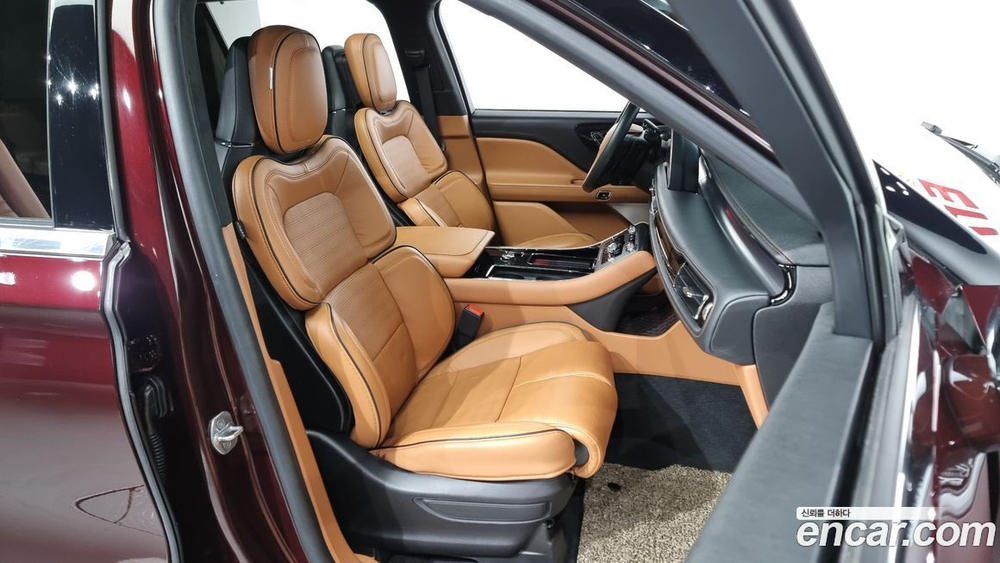 Lincoln Aviator 2 Generation 3.0 Black Label AWD (12.2021)