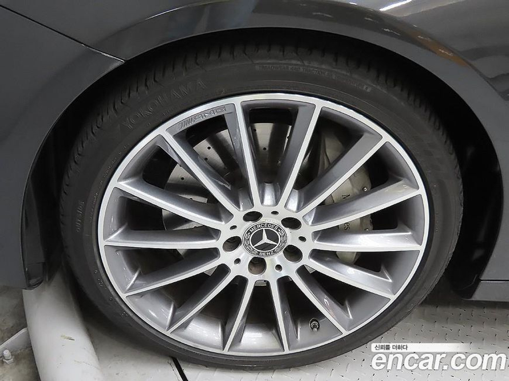 Mercedes-Benz E-Class W213 E350 4MATIC AMG Line (07.2022)