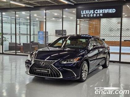 Lexus ES300h 7 Generation Luxury Plus (08.2023)