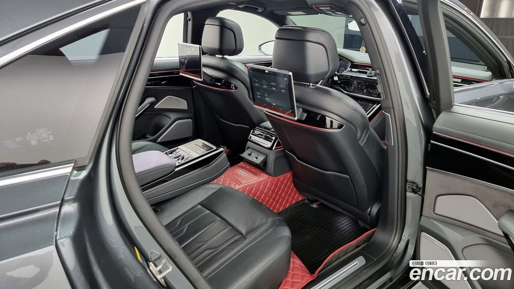 Audi A8 (D5) 55 TFSI Quattro LWB (05.2020)