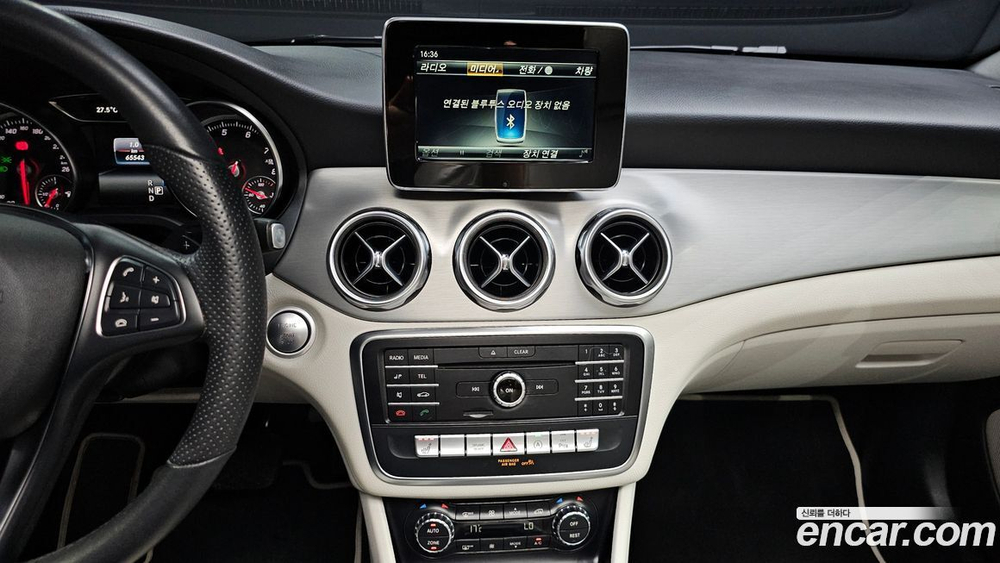Mercedes-Benz GLA-Class X156 GLA220 Premium (09.2019)