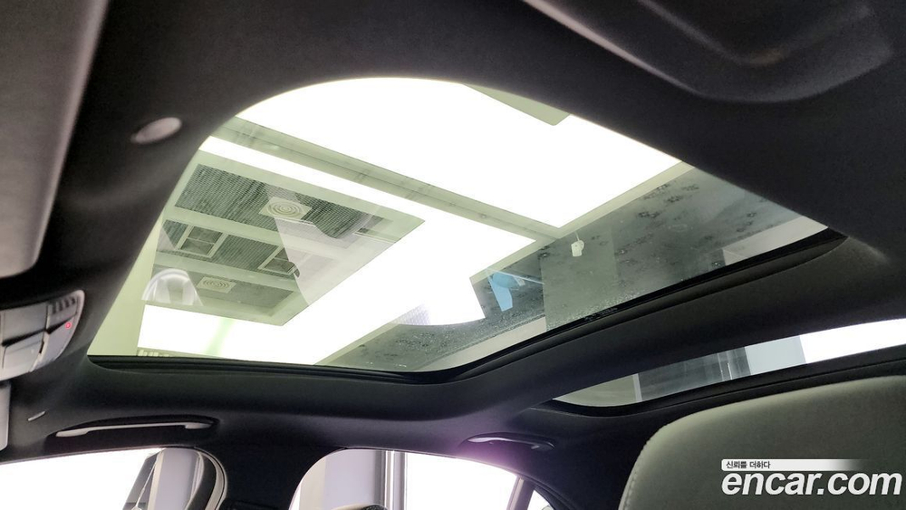 Mercedes-Benz E-Class W213 E350 4MATIC AMG Line (09.2019)