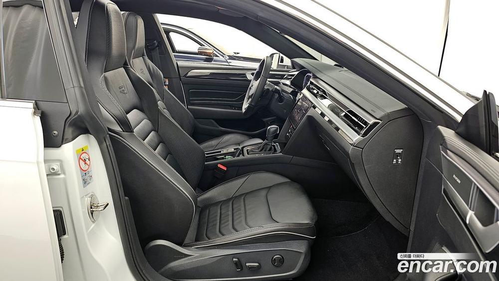 Volkswagen Arteon 2.0 TDI R-LINE 4 Motion (08.2022)