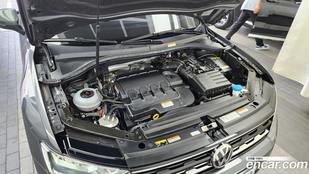 Volkswagen Tiguan 2 Generation 2.0 TDI Premium (01.2020)