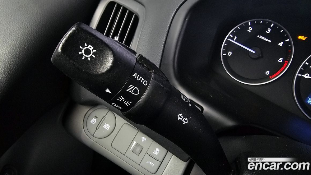 Hyundai The New Grand Starex Van 5인승 (02.2020)