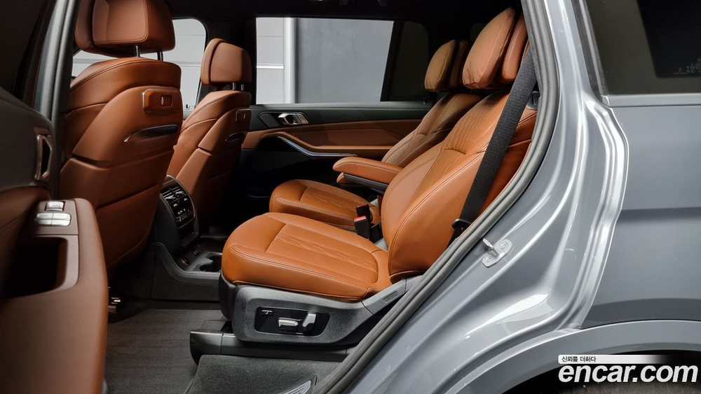 BMW X7 (G07) xDrive 40i M Sports 6-и местный (08.2023)