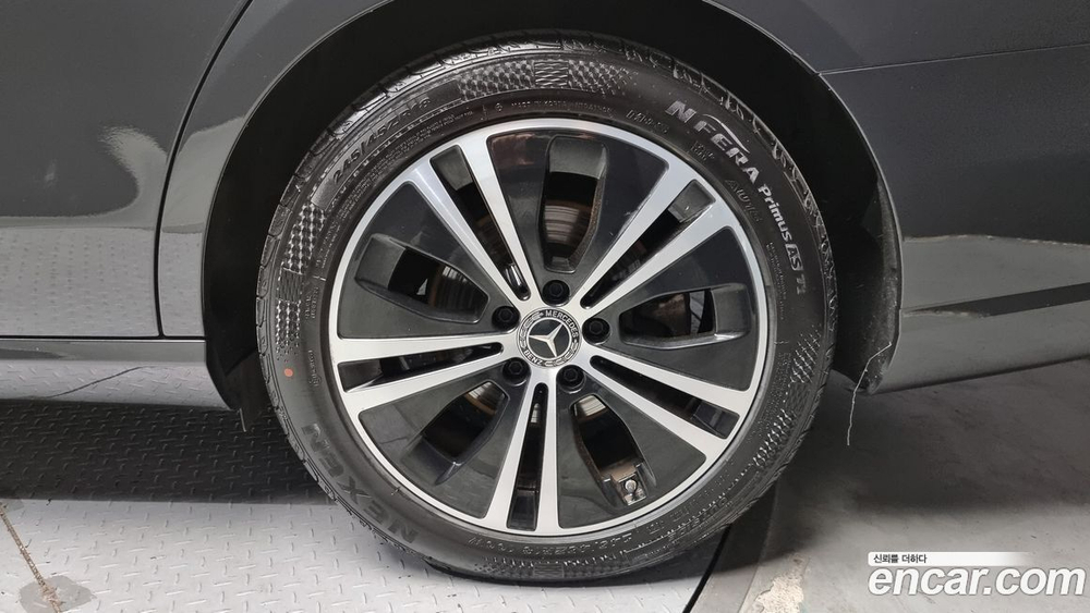 Mercedes-Benz E-Class W213 E250 Avangarde (03.2021)
