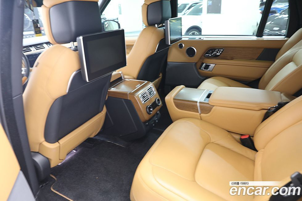 Land Rover Range Rover 4 Generation 4.4 SDV8 AB LWB Дизель (08.2019)