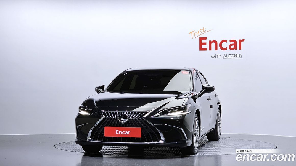 Lexus ES300h 7 Generation Executive (06.2023)