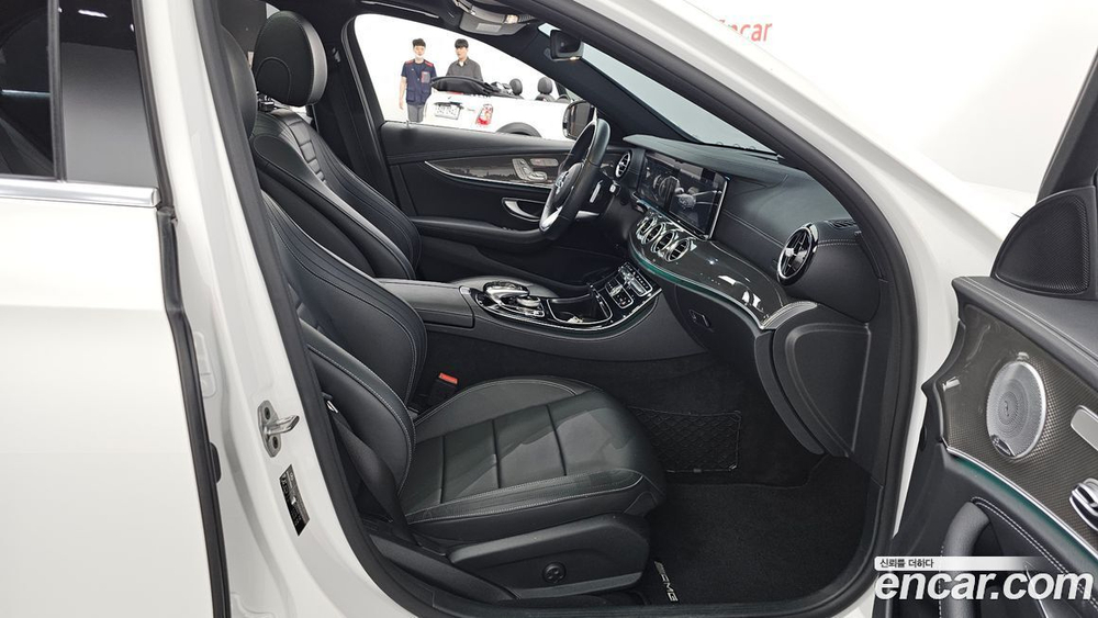 Mercedes-Benz E-Class W213 E350 4MATIC AMG Line (09.2019)