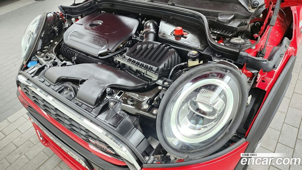 Mini Cooper S Convertible JCW (09.2020)