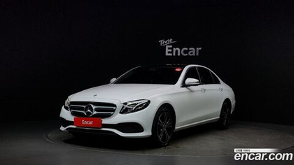 Mercedes-Benz E-Class W213 E220d Avangarde (04.2020)