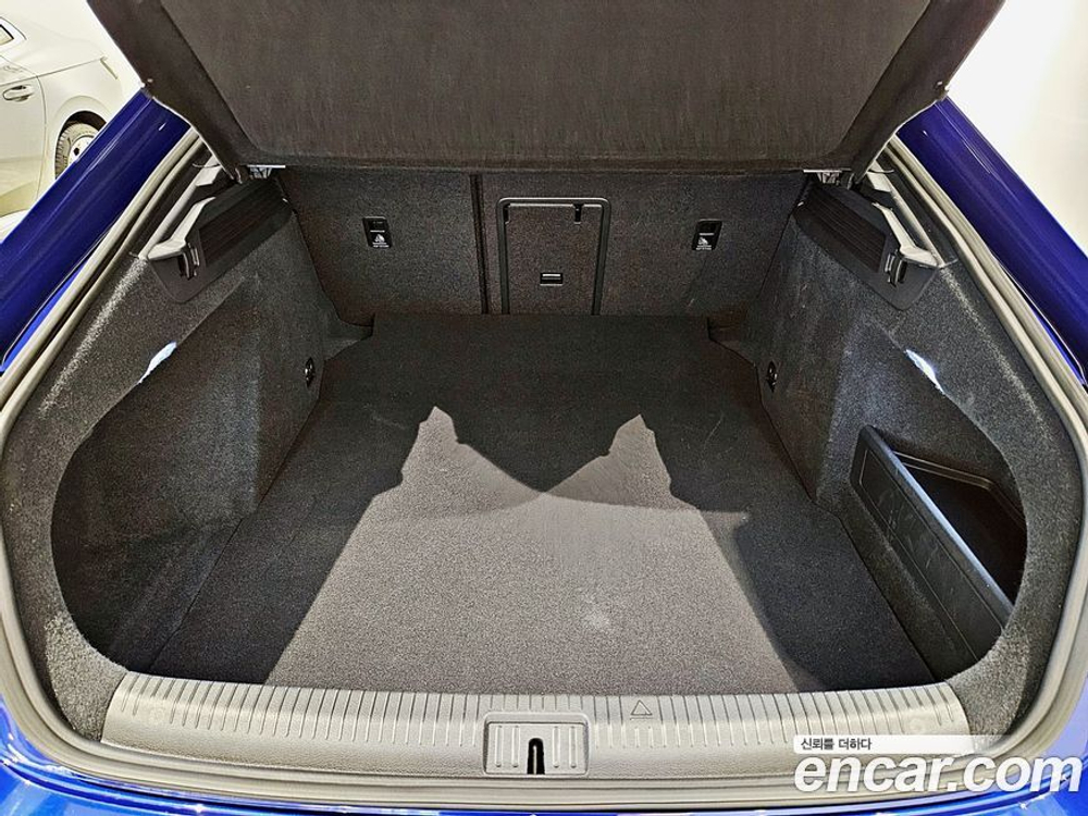 Volkswagen Arteon 2.0 TDI R-LINE 4 Motion (08.2022)