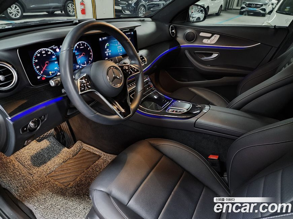 Mercedes-Benz E-Class W213 E250 Avangarde (02.2022)