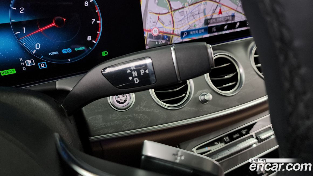 Mercedes-Benz E-Class W213 E350 4MATIC Avangarde (05.2022)