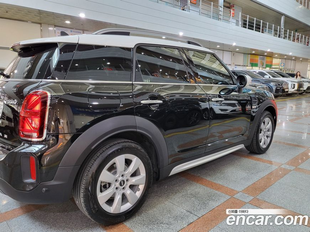 Mini Cooper Countryman Basic (06.2021)
