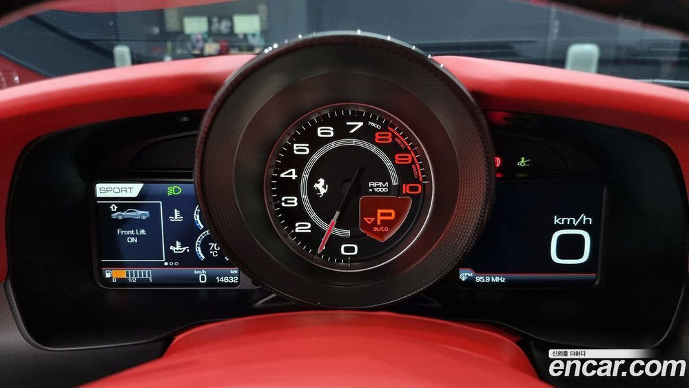 Ferrari F8 Tribute 3.9 V8 (09.2021)