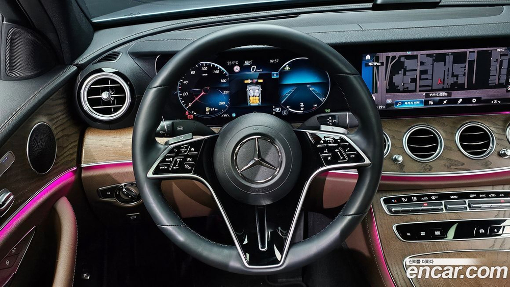 Mercedes-Benz E-Class W213 E250 Exclusive (02.2021)