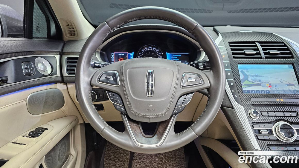 Lincoln New MKZ Hybrid (09.2020)