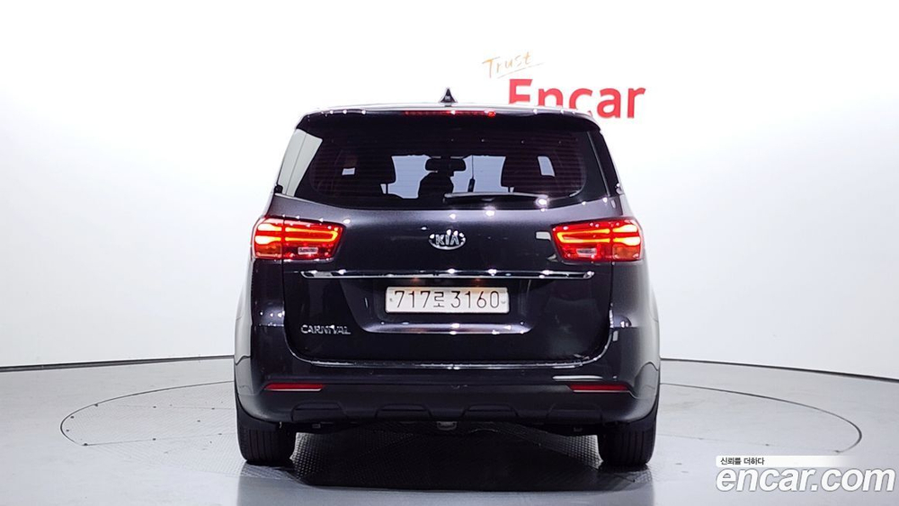 Kia The New Carnival (Sedona) 11-и местный Deluxe (02.2020)
