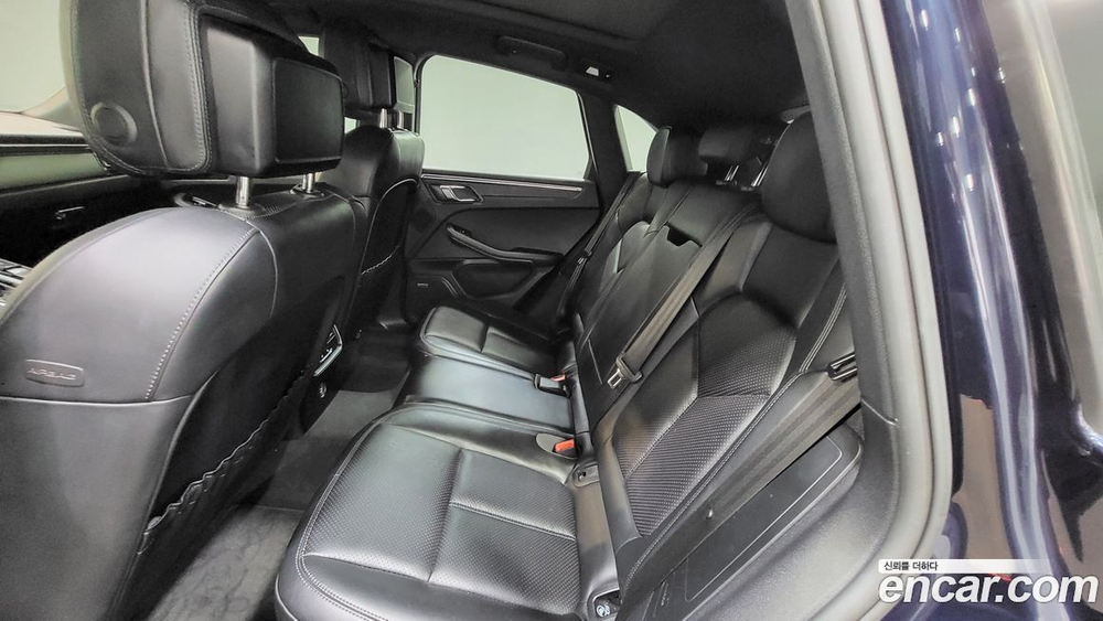 Porsche Macan 2.0 (12.2019)