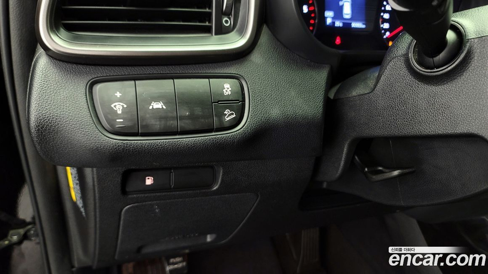 Kia The New Sorento Дизель 2.0 2WD (02.2020)