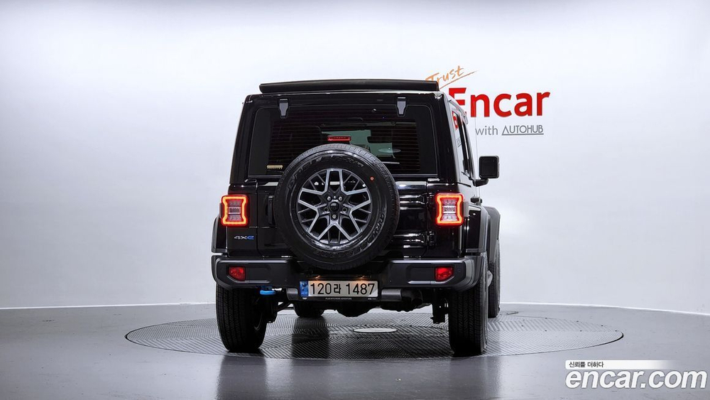 Jeep Wrangler (JL) 2.0 Overland Power Top 4 двери 4xe (06.2022)