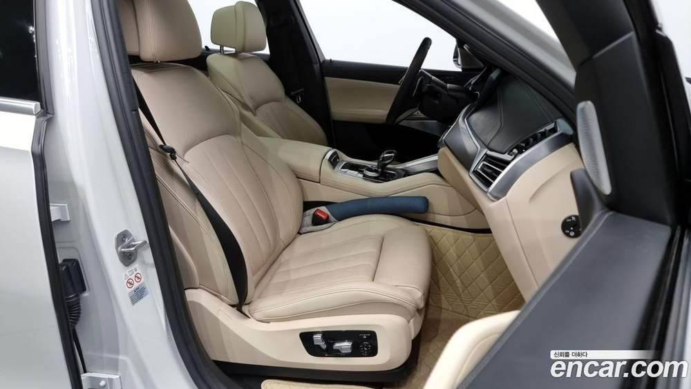 BMW X6 (G06) xDrive40i M Sports (10.2021)