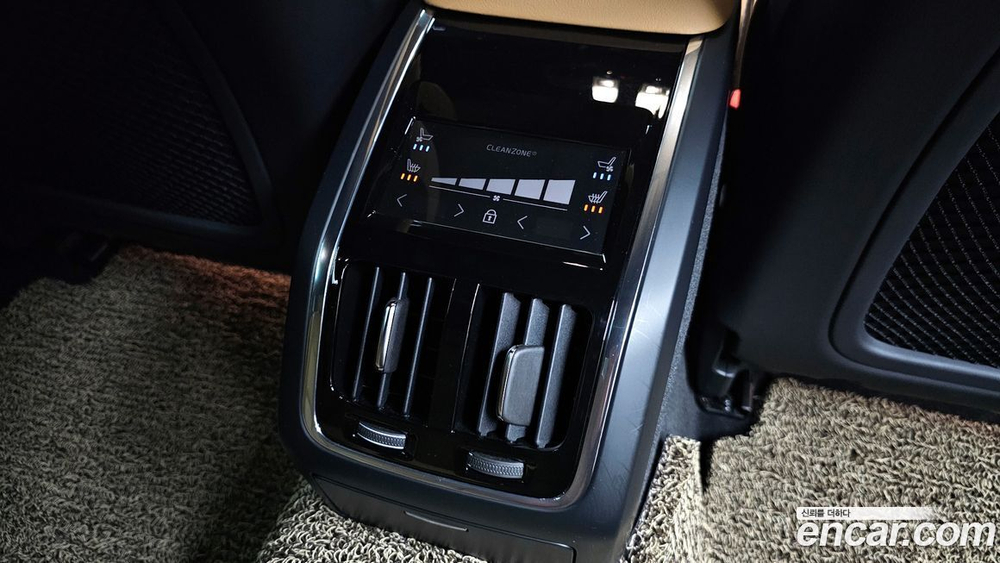 Volvo S90 B5 Ultimate Bright (10.2023)