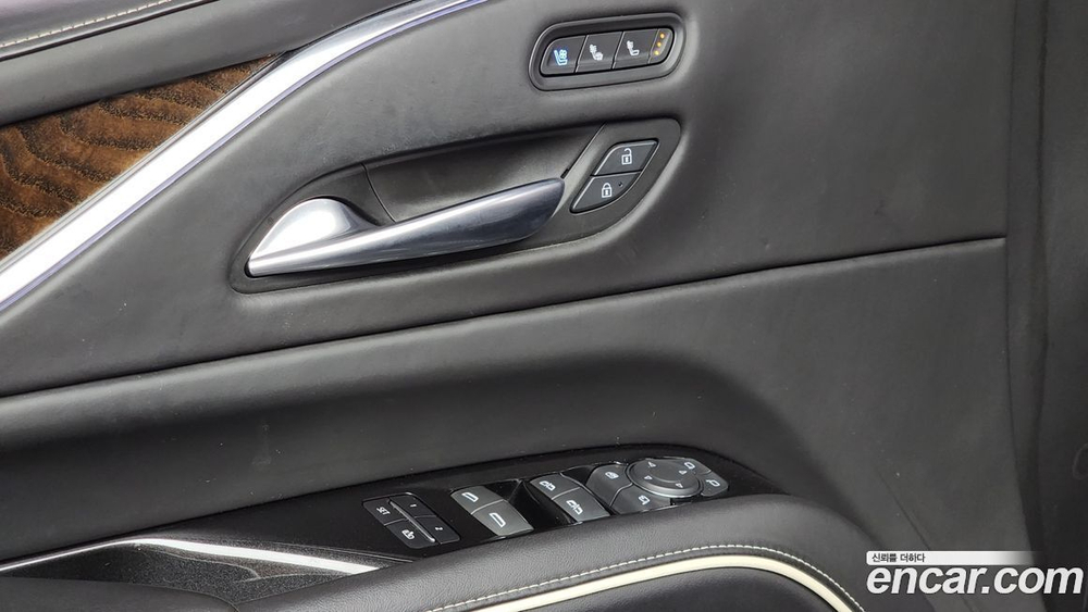 Cadillac Escalade 5 Generation 6.2 (08.2022)