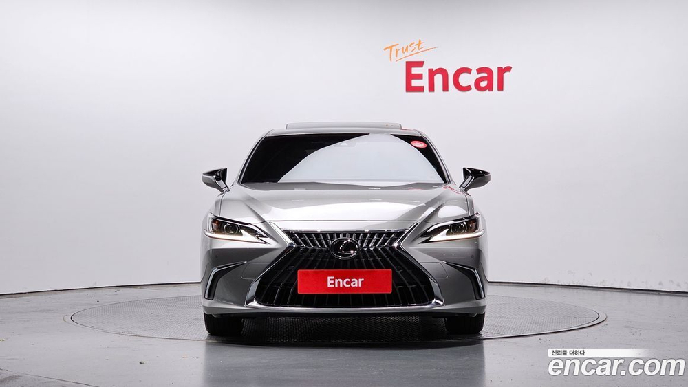 Lexus ES300h 7 Generation Luxury Plus (01.2024)