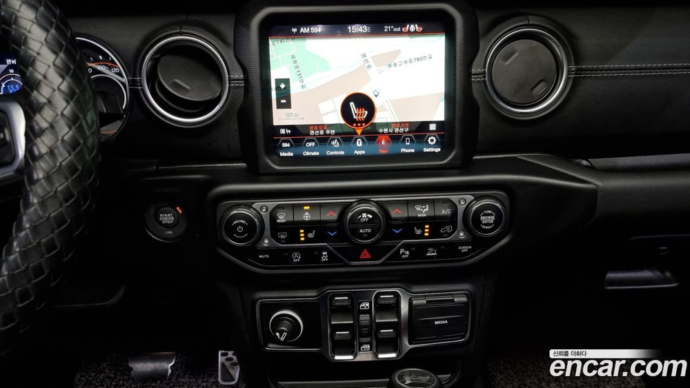 Jeep Wrangler (JL) 2.0 Overland Power Top 4 двери (12.2021)