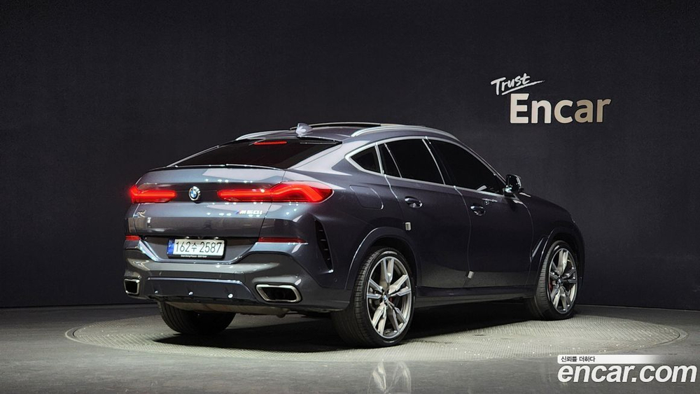 BMW X6 (G06) M50i (02.2022)