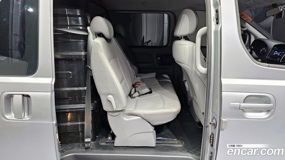 Hyundai The New Grand Starex Van 5인승 (07.2020)
