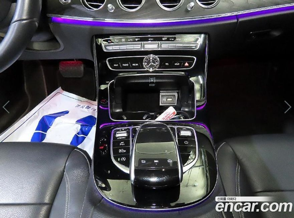 Mercedes-Benz E-Class W213 E220d Avangarde (08.2019)