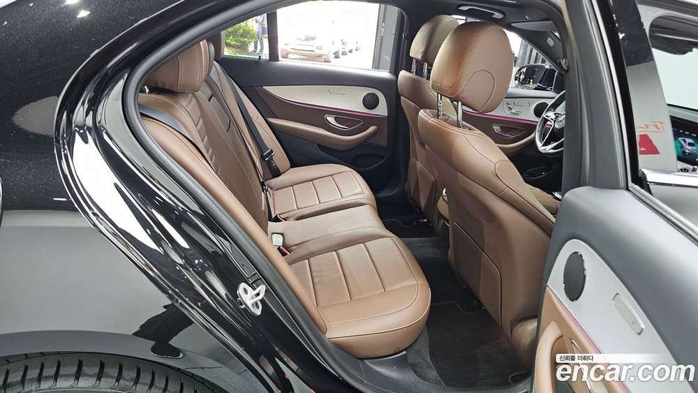Mercedes-Benz E-Class W213 E250 Avangarde (09.2021)
