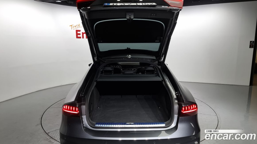 Audi A7 (4K) 55 TFSI Quattro Premium (03.2021)
