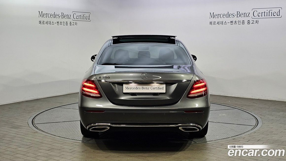Mercedes-Benz E-Class W213 E300 Avangarde (08.2019)